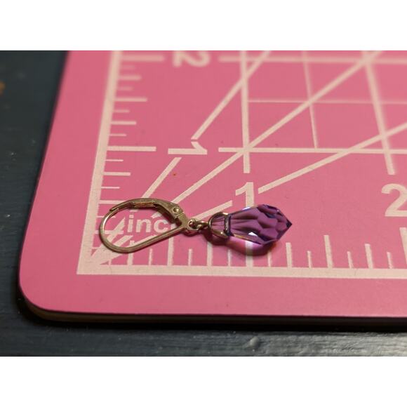 925 Sterling Leverback Blue/Purple Faceted Crystal Briolette Cut Dangle Earrings - Picture 6 of 6